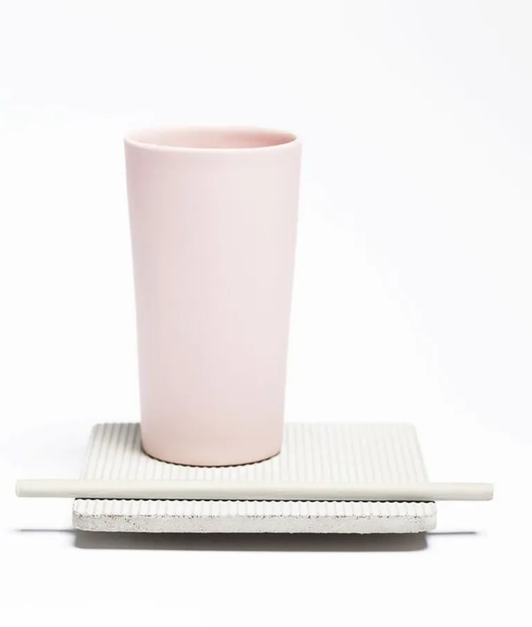Stuudio Nüüd - Latte komplekt Foto: