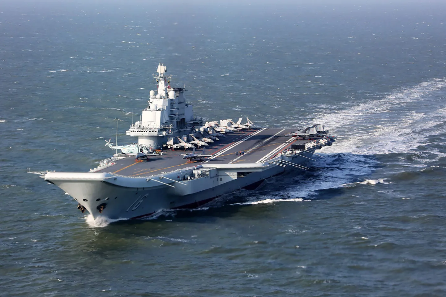 Hiina lennukikandja Liaoning.