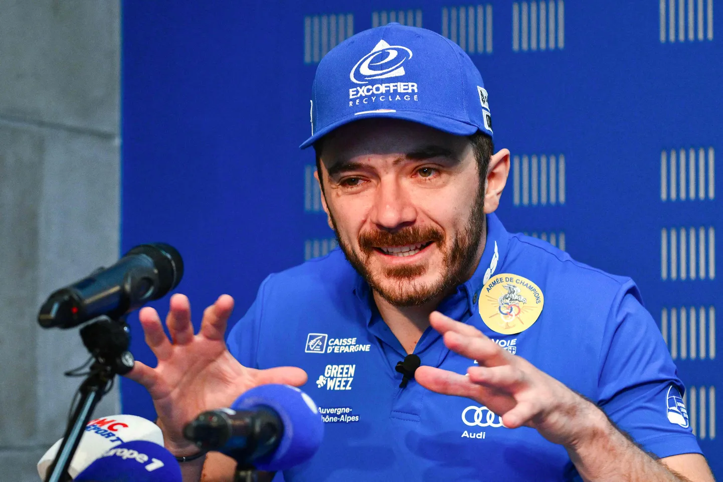 Cyprien Sarrazin esines 3. märtsil ajakirjanike ees.