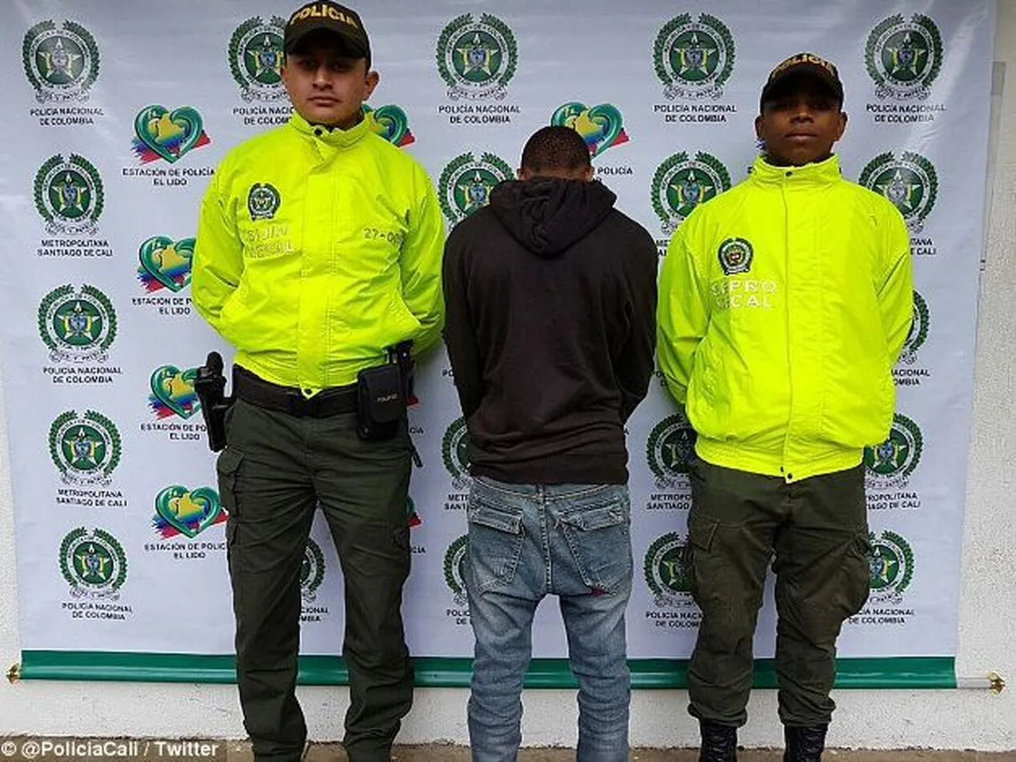 Colombia politsei tabas palgamõrvari, kelle hüüdnimi on Väike Uba