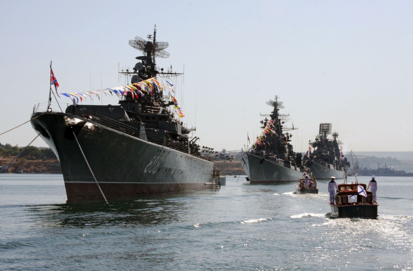 Venemaa Musta mere laevastiku laevad Sevastoopolis.