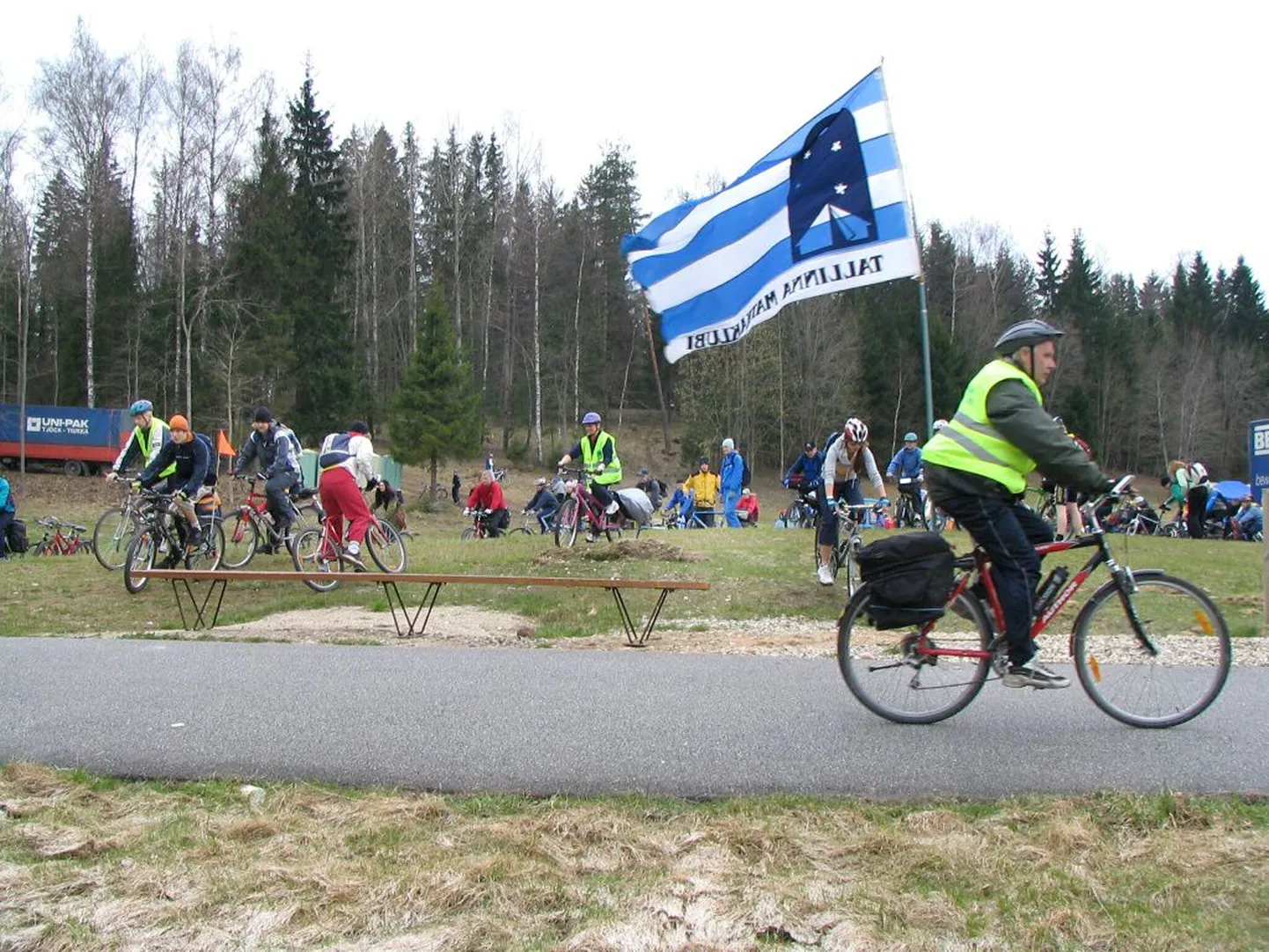 Pilt tunamulluselt roheliste rattaretkelt «Kuidas elad, Otepää?»..