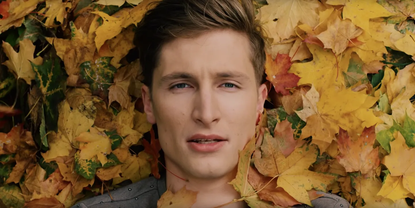 Karl-Erik Taukar muusikavideos «Segased lood»