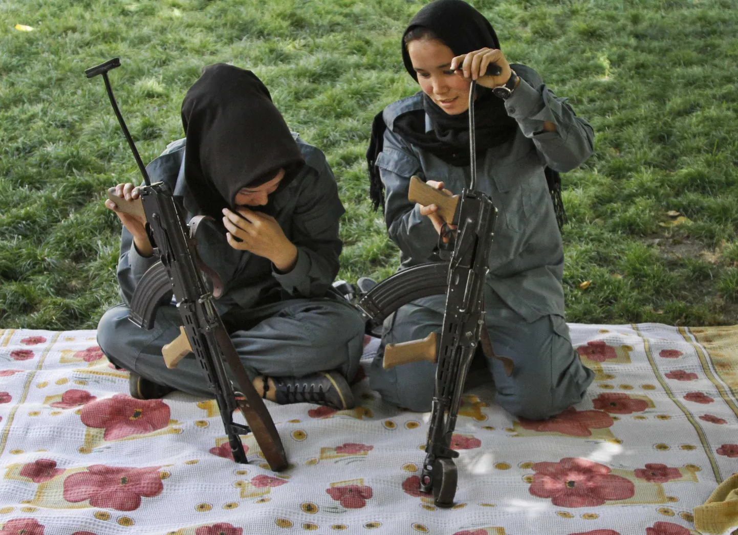 Afgaani naispolitseinikud väljaõppel.