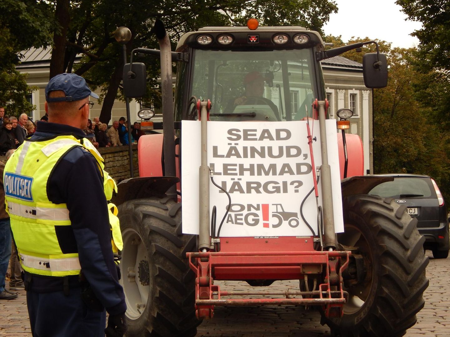 Nii algas põllumeeste meeleavaldus Toompeal 2015. aasta 14. septembril.