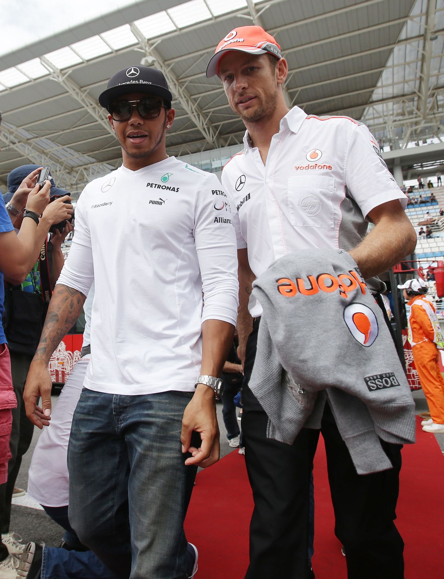 Lewis Hamilton (vasakul) ja Jenson Button.