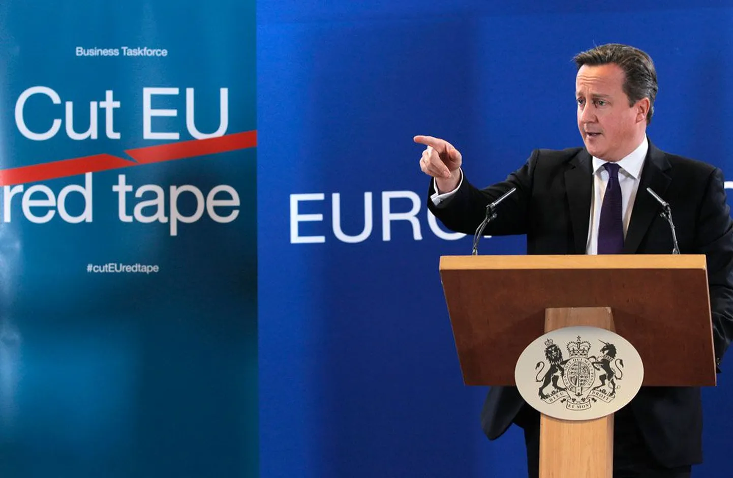 Suurbritannia peaministri David Cameroni esitatud meetmete pakett peaks eemal hoidma Rumeenia ja Bulgaaria sisserändajaid, kellel alates uuest aastast on õigus vabalt Euroopa Liidus tööd otsida.
