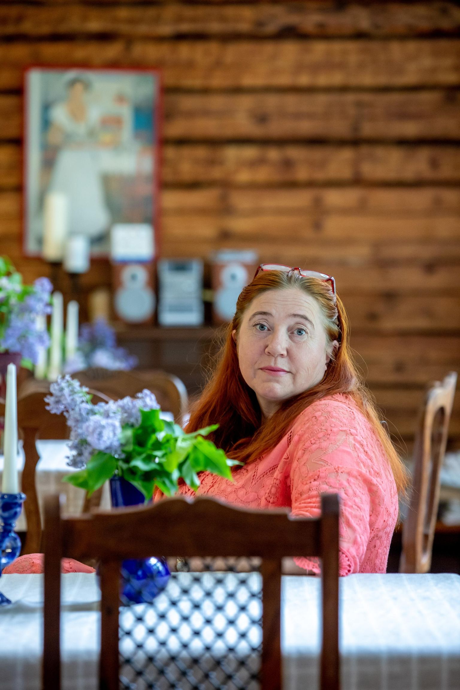 Хозяйка кафе Vana Kooli в деревне Линди Аннели Коппель.