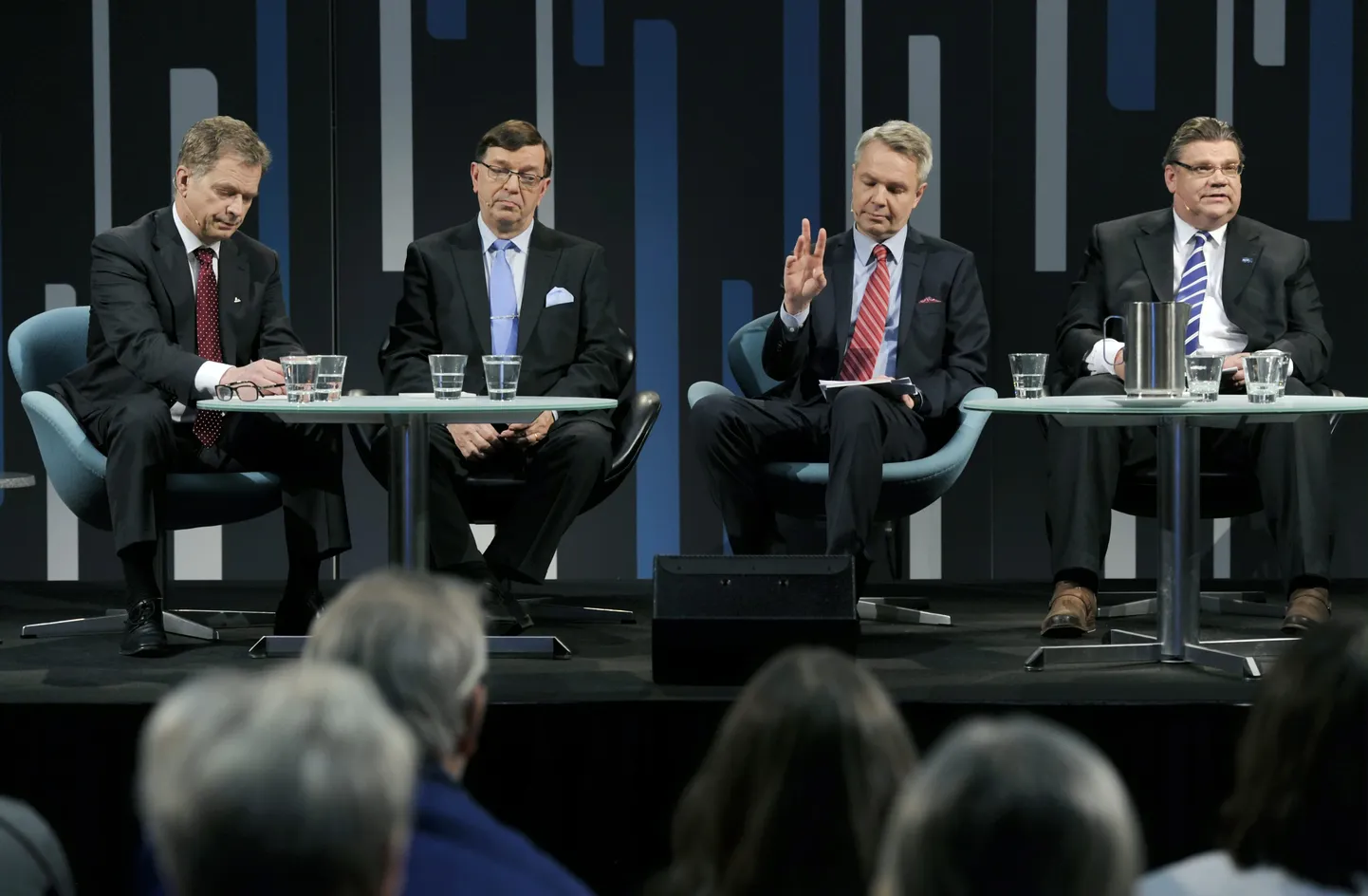 Presidendikandidaadid (vasakult) Sauli Niinistö, Paavo Väyrynen, Pekka Haavisto ja Timo Soini.