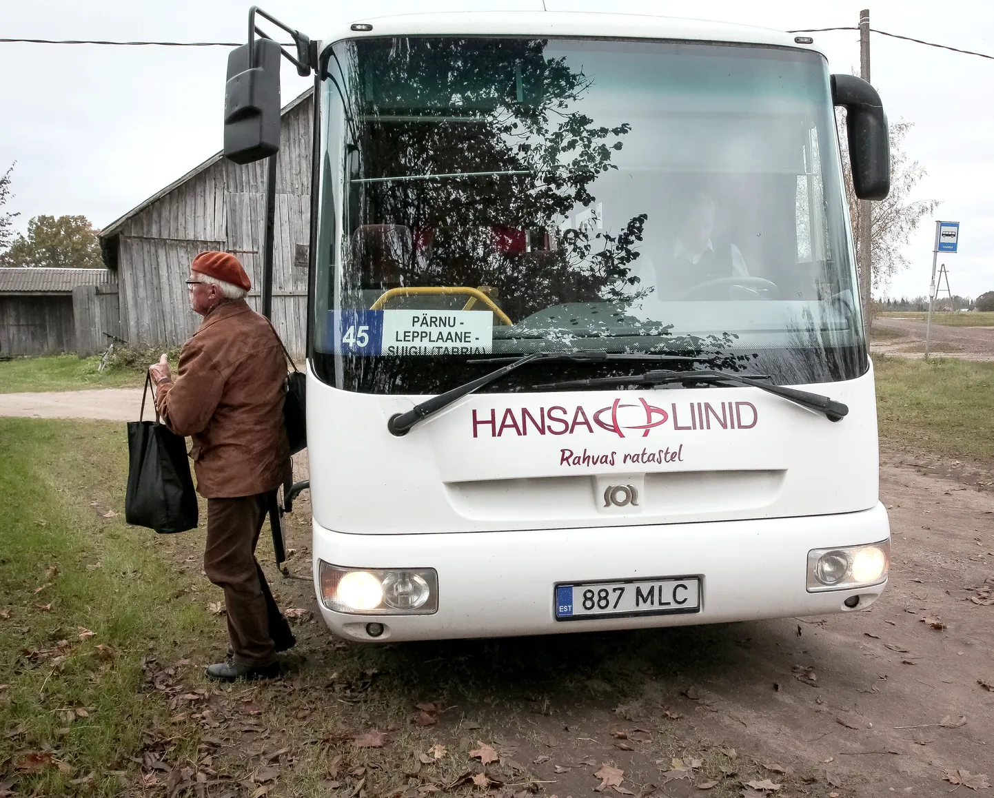 Hansa Bussiliinide liinibuss.