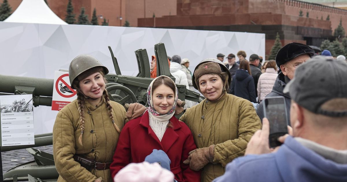 Mobilisatsioonivastased Vene naised on korraga nii sõja poolt kui vastu. Kuidas reageerib Putini režiim?