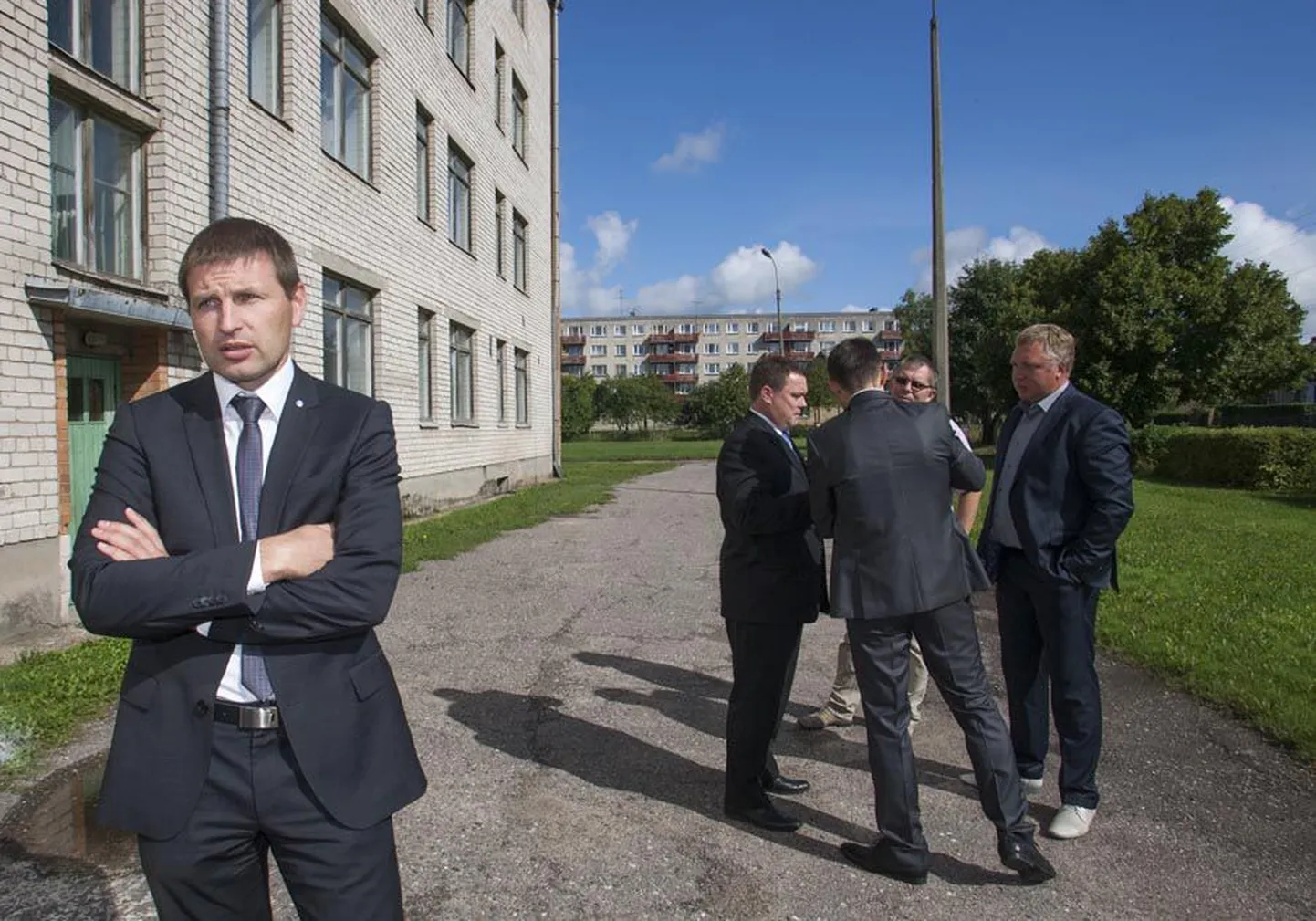 Justiitsminister Hanno Pevkur käis eile oma silmaga hindamas Paalalinna kooli endise õppehoone sobivust kohtute registrikeskuseks.