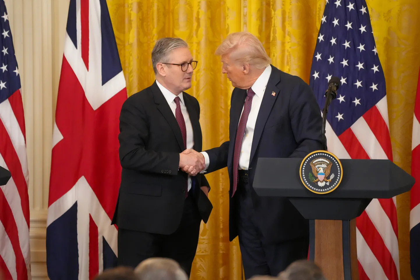 27. veebruaril külastas Suurbritannia peaminister Keir Starmer Washingtonis USA president Donald Trumpi, et arutada ka Ukraina rahuplaane.