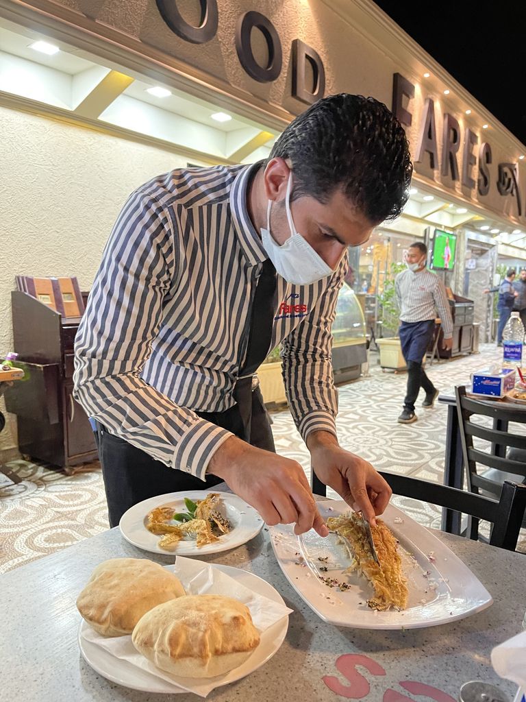 Привычного и любимого многим шведского стола теперь в Египте нет: выбранную отдыхающими еду официанты положат прямо в тарелку