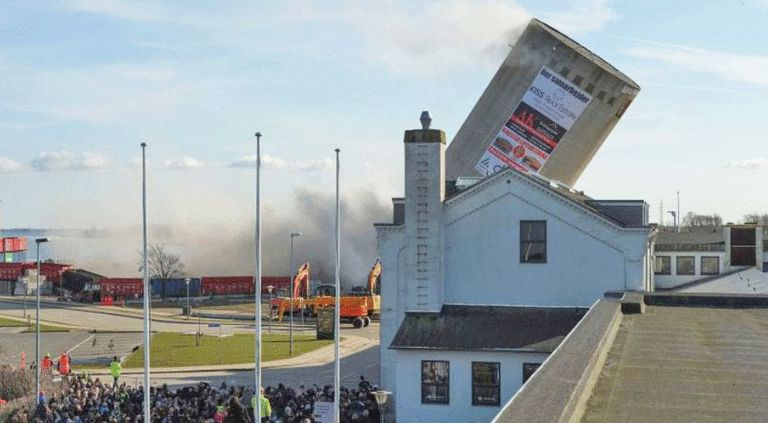 Taanis langes õhitud silotorn kultuurikeskusele