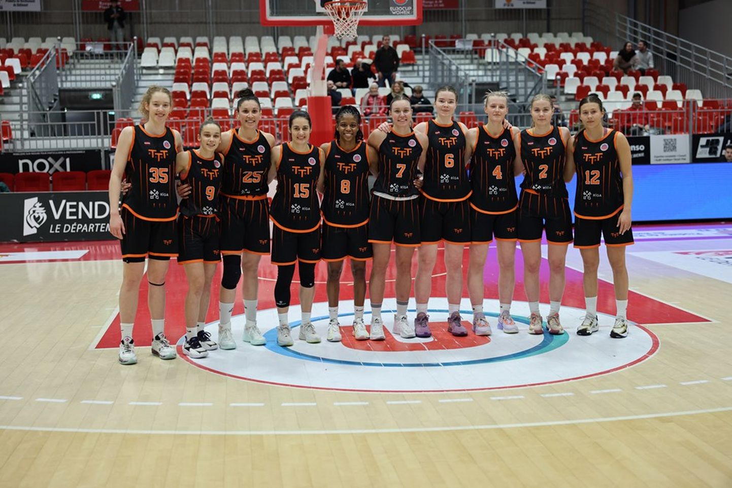"TTT Rīga" basketbolistes