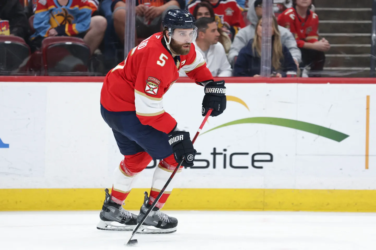 NHL spēlētājs Ārons Ekblads