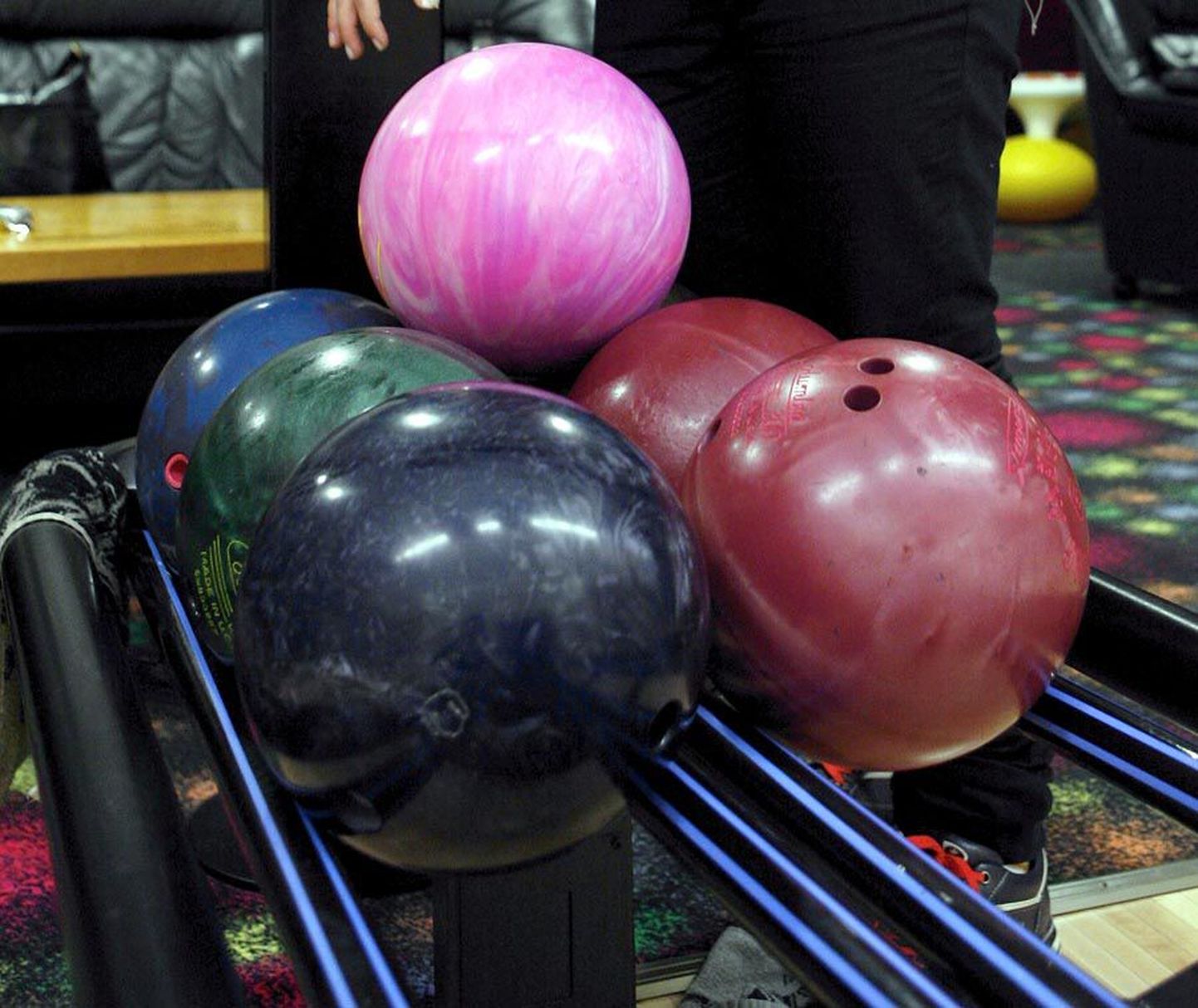 Reedest pühapäevani peetaval turniiril selguvad Viljandimaa meistrid bowlingus.