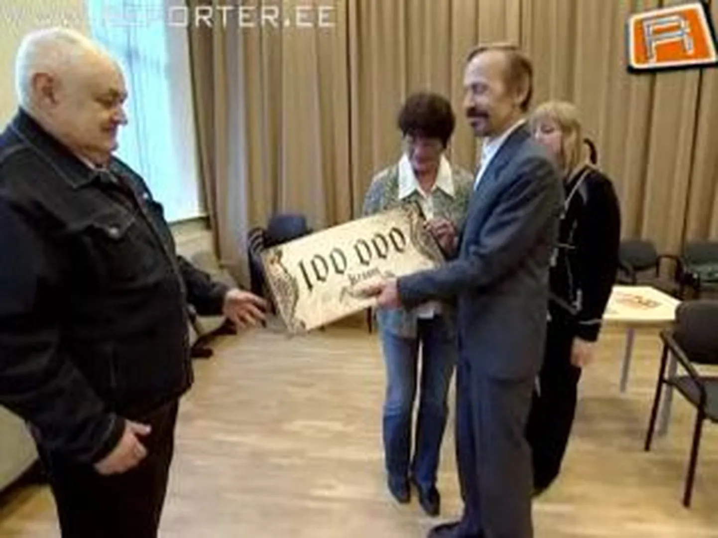 Selgeltnägijad annetasid 100 000 krooni kõnniroboti ostmiseks.