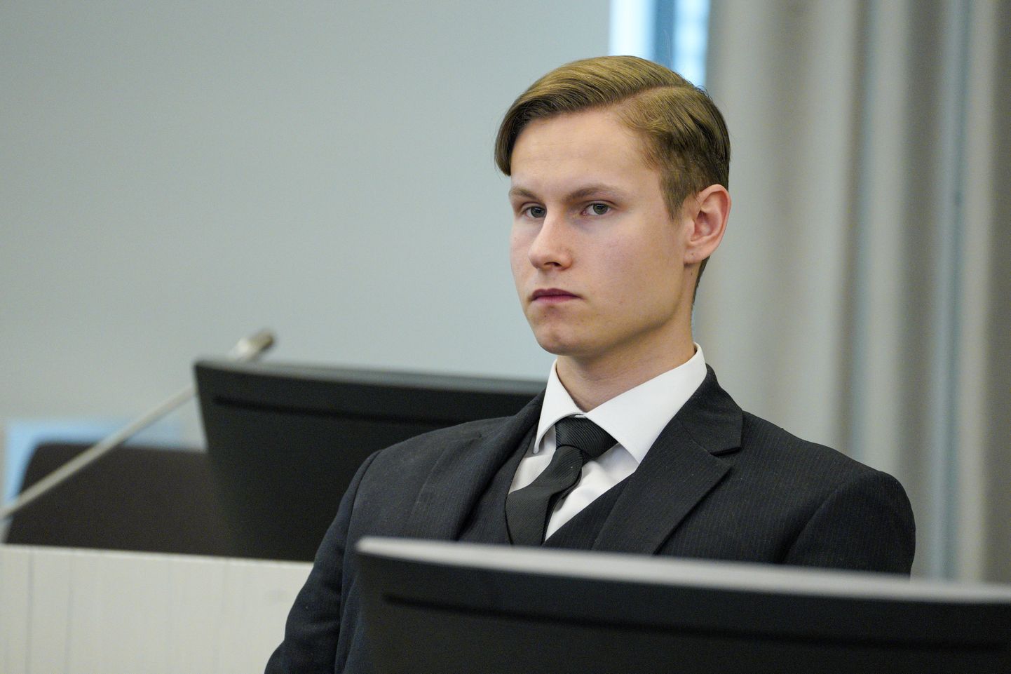 Norra mošeetulistaja Philip Manshaus viimasel kohtuistungil, kus ta 21-aastaks vangi mõisteti.