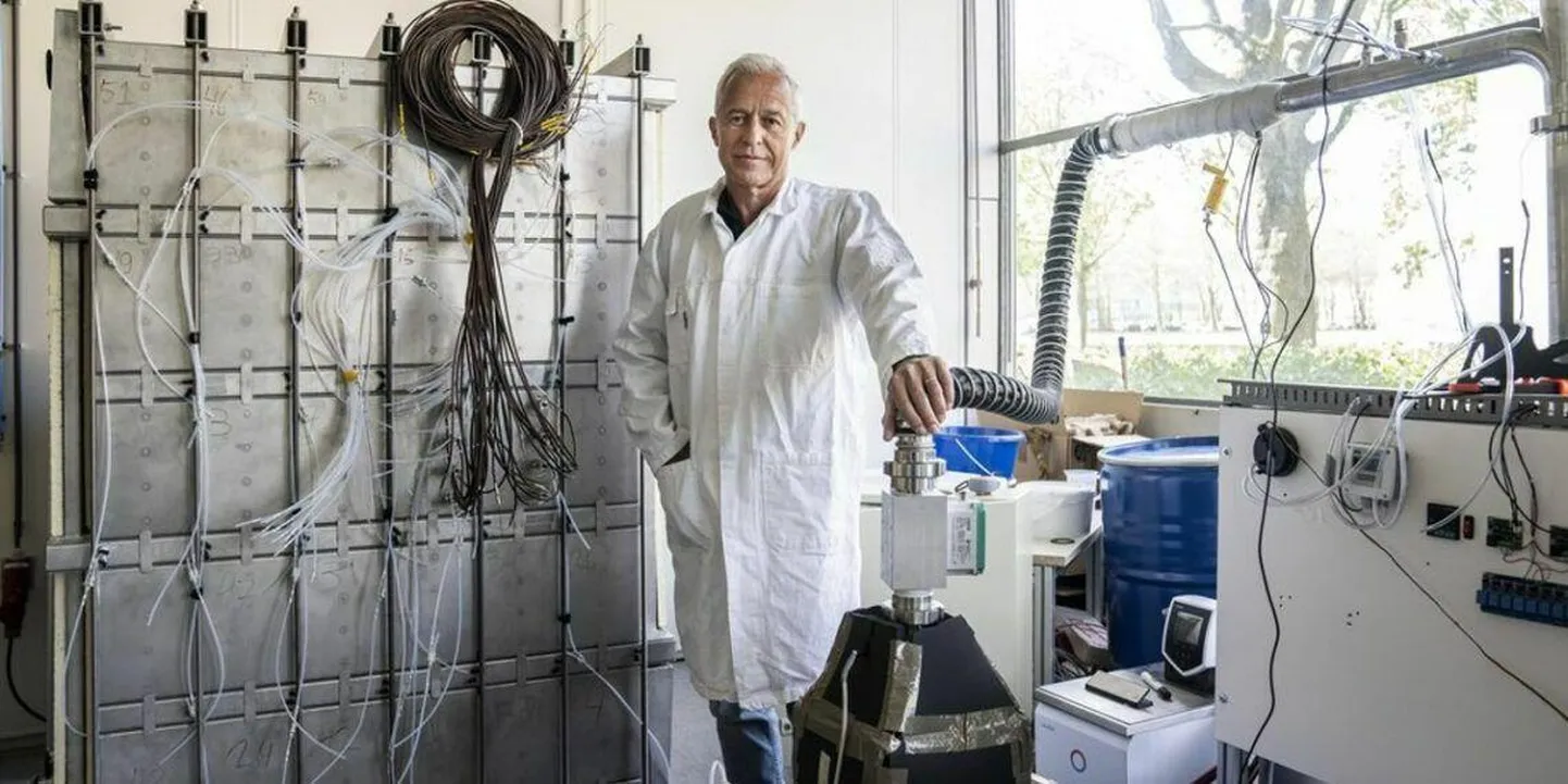 Professor Olaf Adan soolapatareiga, mis suudaks soojaks kütta päris mitu kodu.