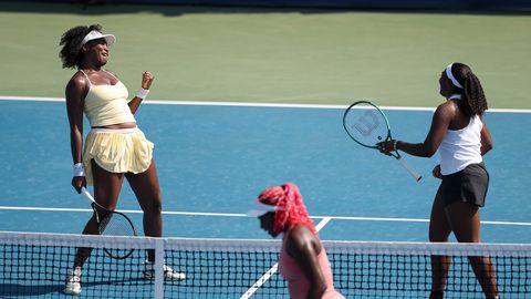 Venus Williams se je zmagovito vrnila na teniška igrišča po dolgi pavzi