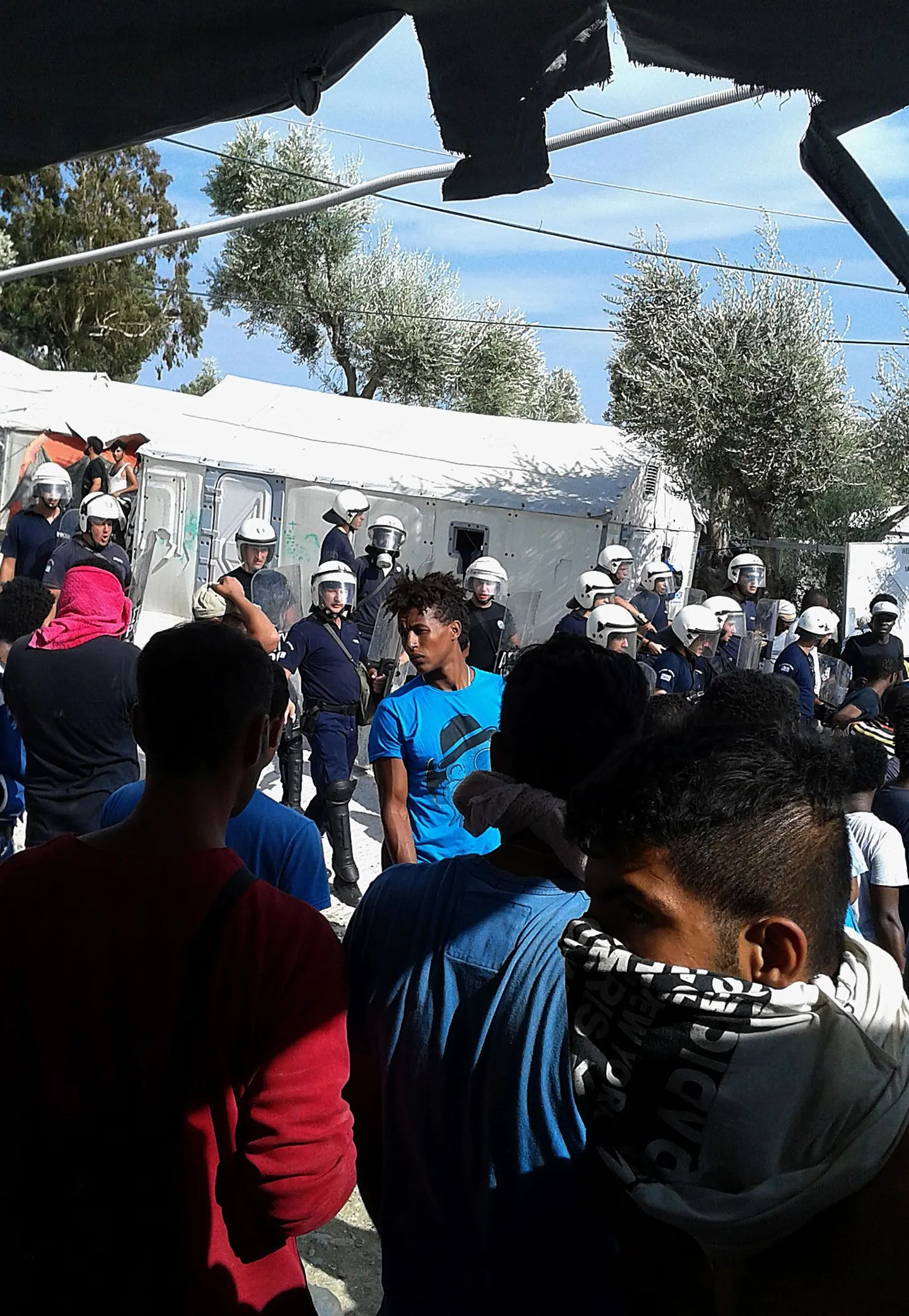 Migrantide rahutused Moria laagris.