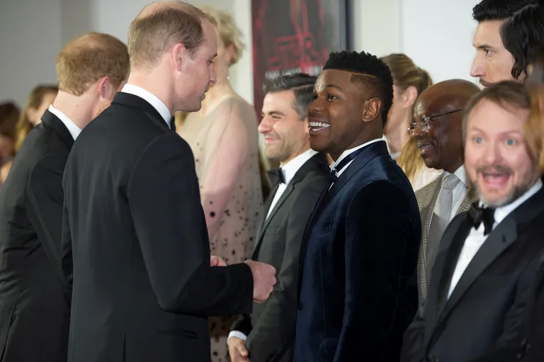 Printsid William ja Harry uue «Tähesõjad» filmi Euroopa esilinastusel Londonis
