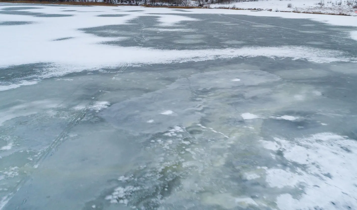 Piiriveekogude jääle minek on kolmapäevast keelatud.