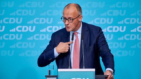 THE TELEGRAPH ⟩ AfD tõus paneb Merzi kantsleriameti surve alla
