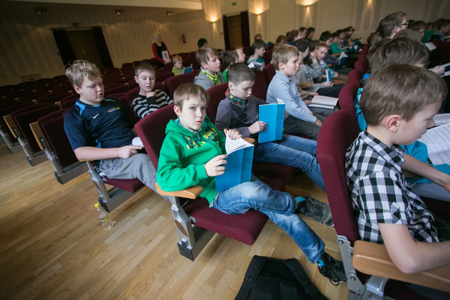 XXVI üldlaulupeo "Aja puudutus" poistekooride I eelproov Türi kultuurikeskuses.
DMITRI KOTJUH, JÄRVA TEATAJA/SCANPIX