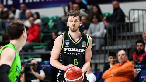 Zorikam rezultatīvs sniegums uzvarā pret Blumberga komandu