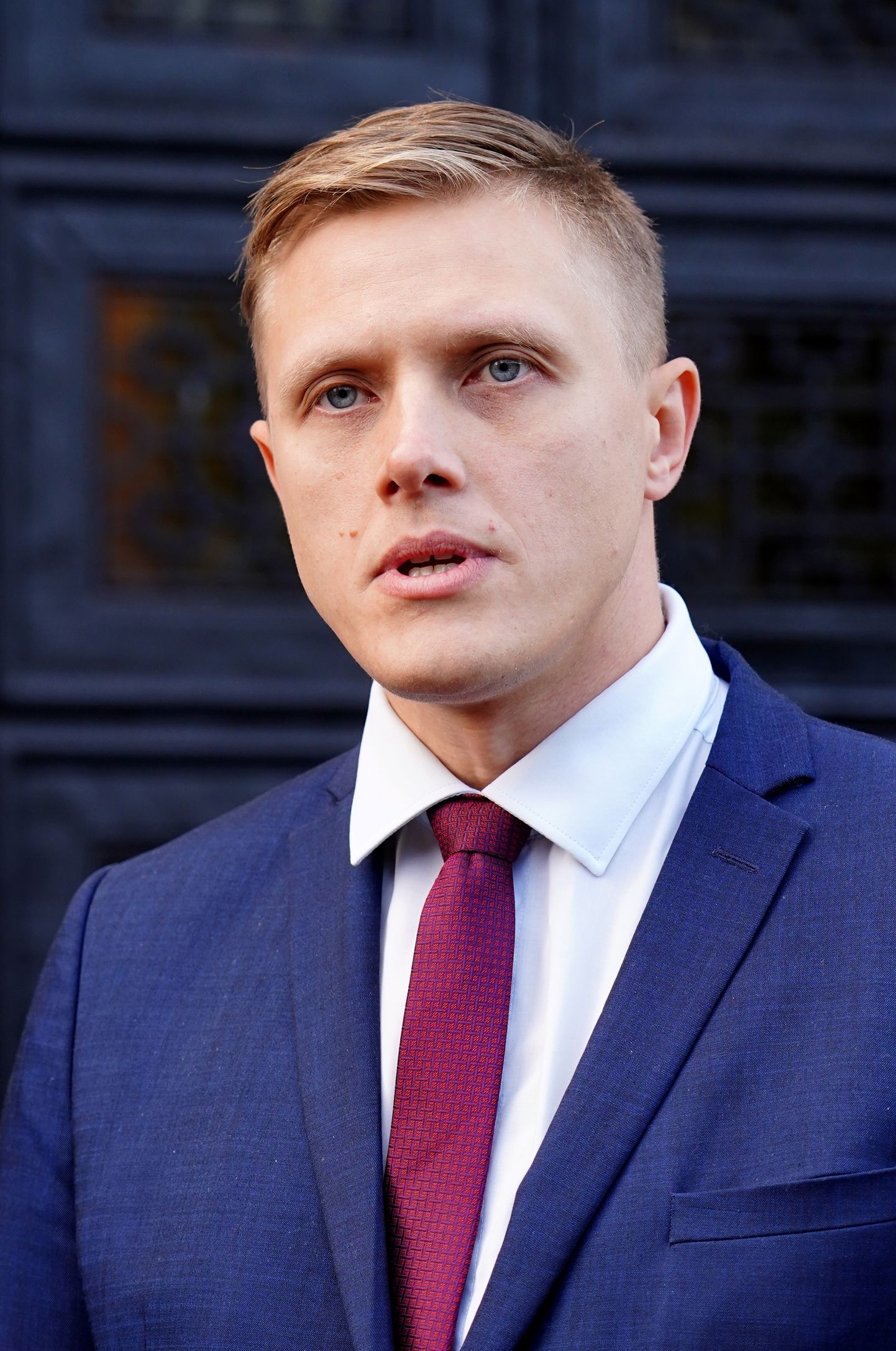 Nacionālās apvienības “Visu Latvijai!” – “Tēvzemei un Brīvībai/LNNK” priekšsēdētāja vietnieks, Saeimas deputāts Jānis Dombrava.